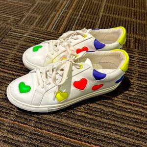 Kurt Geiger heart sneakers - size US 7.5s EU 38